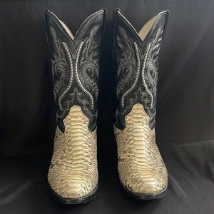 JB Dillon Genuine Python Western Cowboy Boots, worn only 2 times. Size 10D